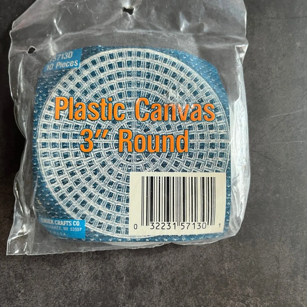 Uniek Crafts Co Plastic Canvas 3